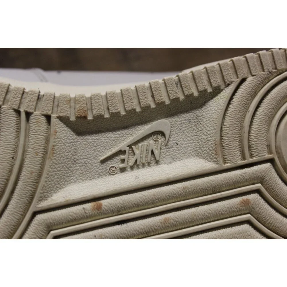 Nike Air Force 1 '07 LX men's‎ bone grey vanilla low top lace up sneakers 10.5